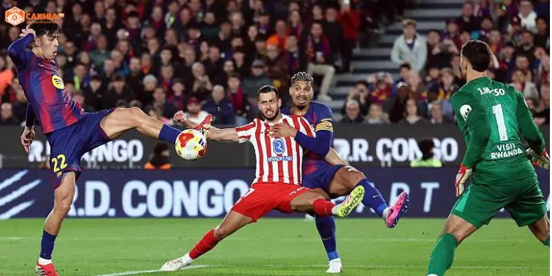  Khoảnh khắc quyết định trong trận Atlético de Madrid vs Barcelona La Liga