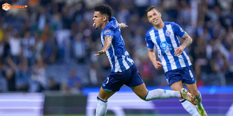 Samu Omorodion và Morgan Gibbs-White sẵn sàng đối đầu trong trận Porto vs Nottingham Forest